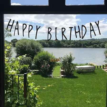 Grande Maison En Bord De Seine, 1h 15de Paris