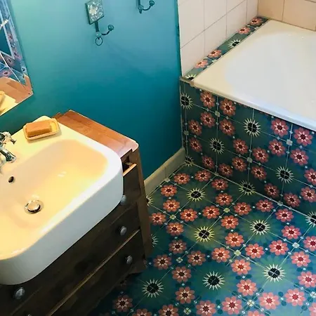 Grande Maison En Bord De Seine, 1h 15de Paris