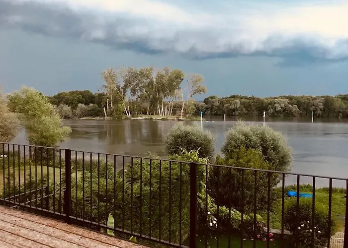 Villa Grande Maison En Bord De Seine, 1h 15de Paris *