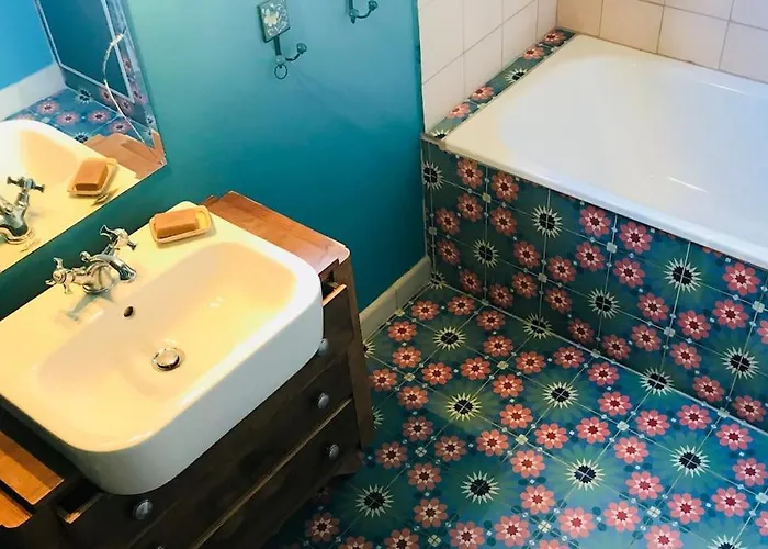 Grande Maison En Bord De Seine, 1h 15de Paris